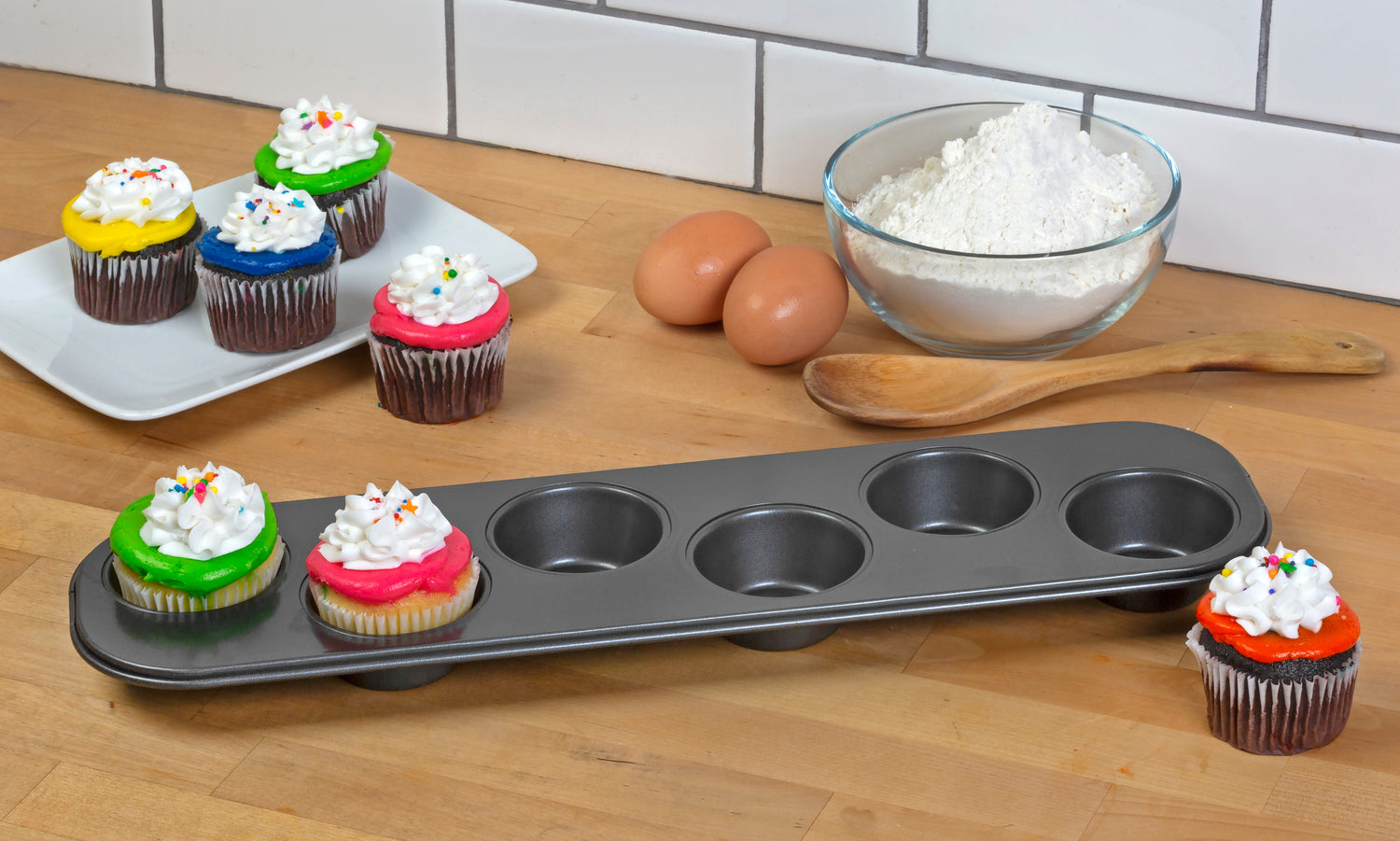 Squeeze-In Cupcake Pan – SQUEEZE-IN PAN
