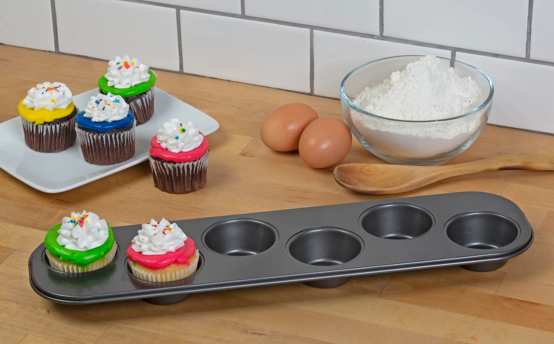 Squeeze-In Cupcake Pan – SQUEEZE-IN PAN